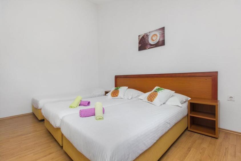 Apartman Belakusic 1 Grebastica Exterior photo